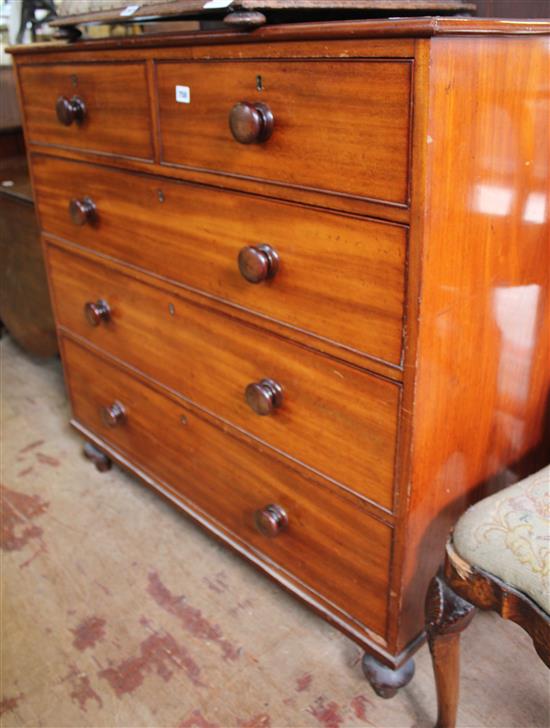 19th Century Mahogany chest of drawers (3 long, 2 short)